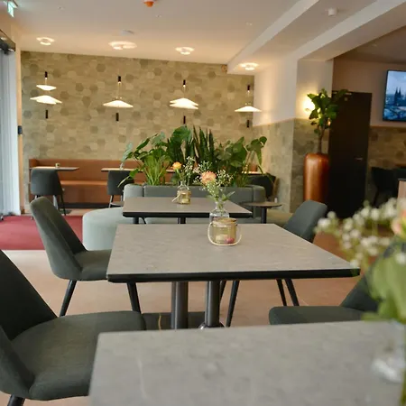 Szálloda Day8 Köln