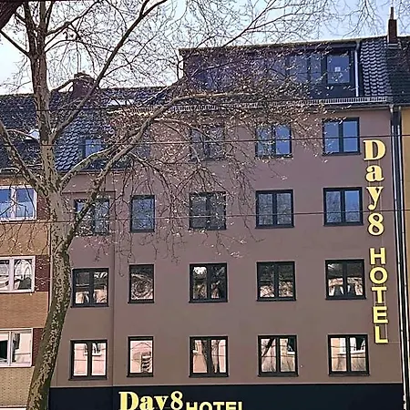 Day8 Hotel