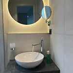 Day8 Hotel 3*